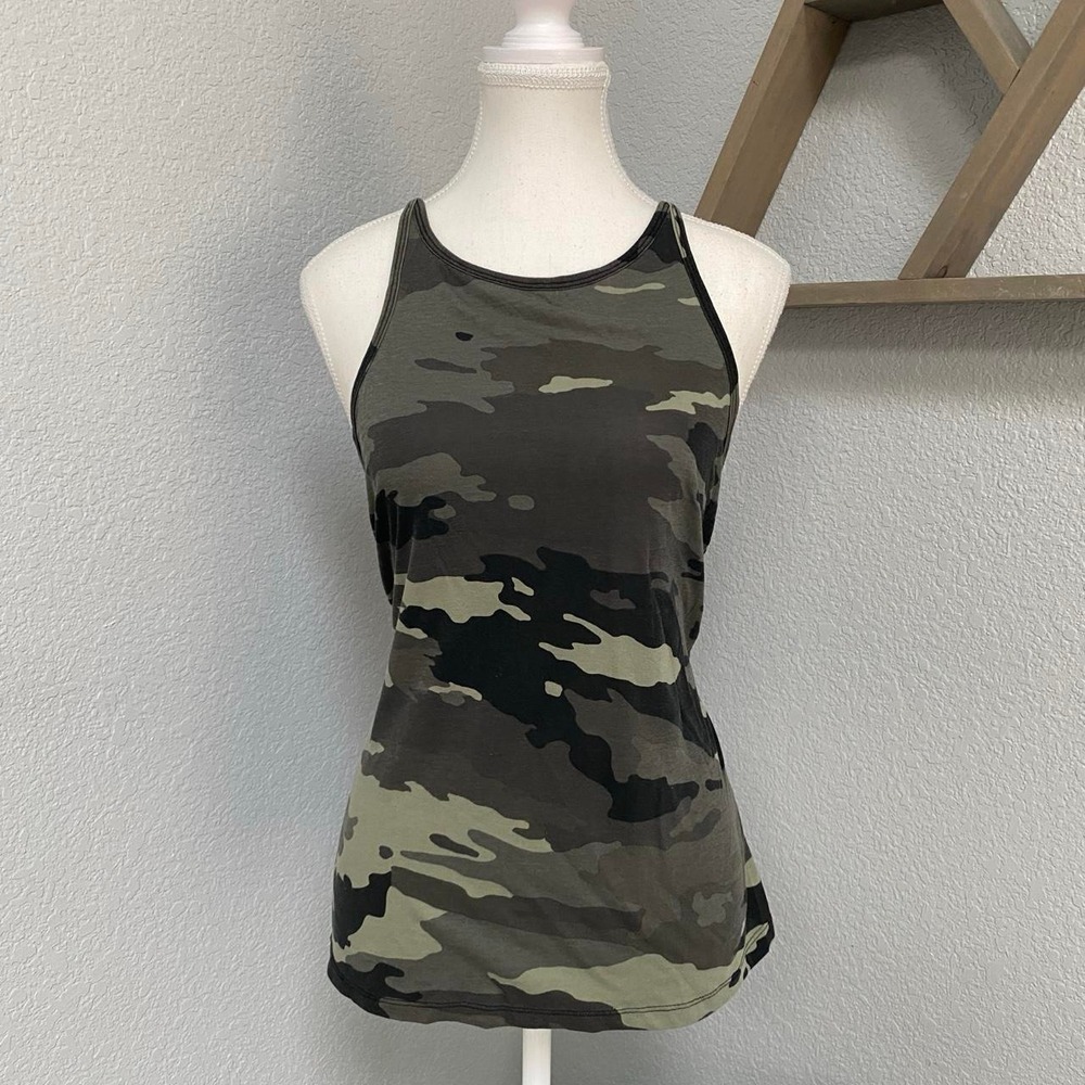 VICTORIA SPORT GREEN CAMOUFLAGE OPEN BACK TANK TOP Y2K MODERN ACTIVEWEAR GYM